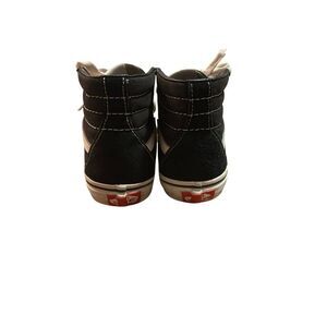 Kids Vans Black and White Suede Hi Top Sneakers Skate Shoes size 3